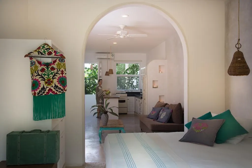 ***  Livetulum Aparthotel Mexico