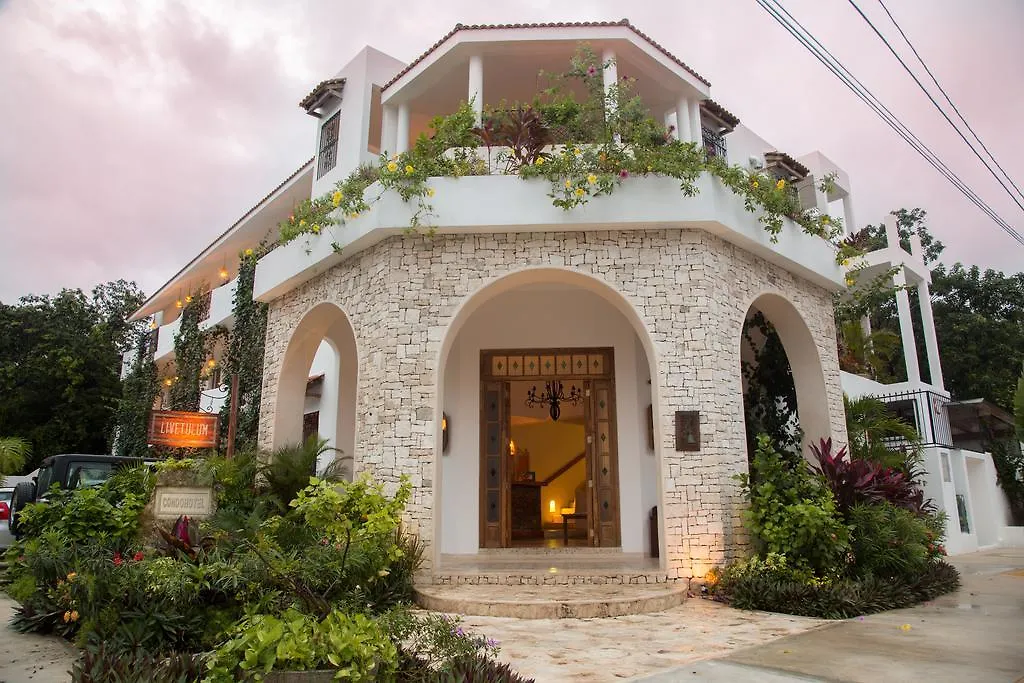 Livetulum Aparthotel